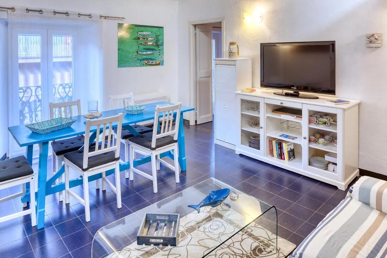 Ivana Apartment Levanto